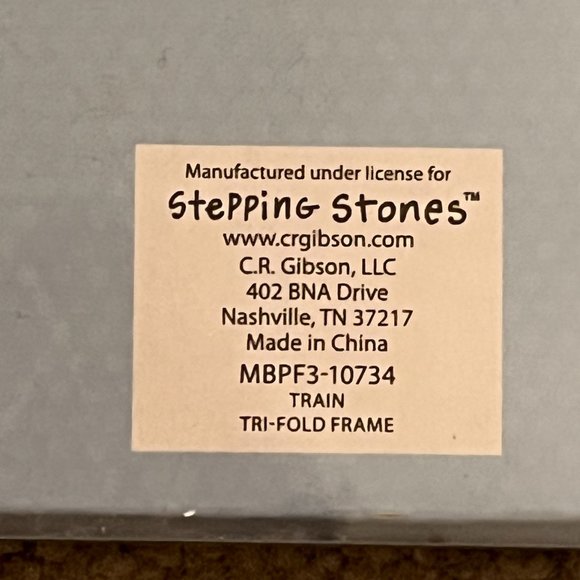 NWT Baby Frame of 3 Connected Train Cars by Stepping Stones - Picture 3 of 4